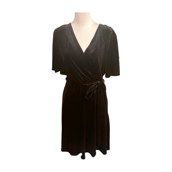 Draper James Black Velvet Flutter Sleeve Wrap Dress XL - Picture 2 of 6
